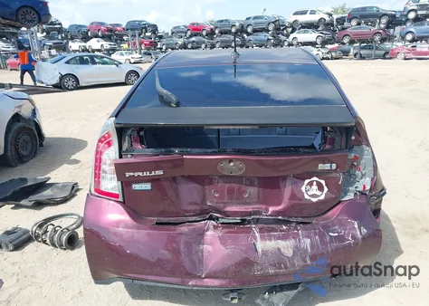 2013 Toyota Prius z USA, uszkodzony, nr VIN JTDKN3DUXD5620985